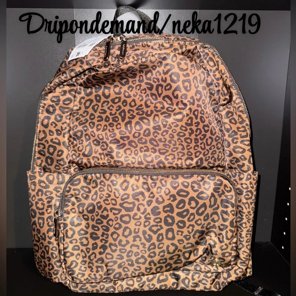 Lululemon Everywhere Backpack 22L Metal Hardware- LPOK/GOLD